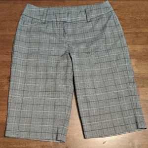 Chadwicks Plaid Shorts Black & White Size 4